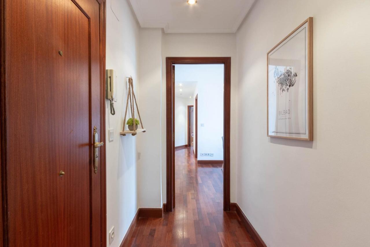 Apartamento Con Vistas Al Estadio San Mames Bilbao Exteriör bild