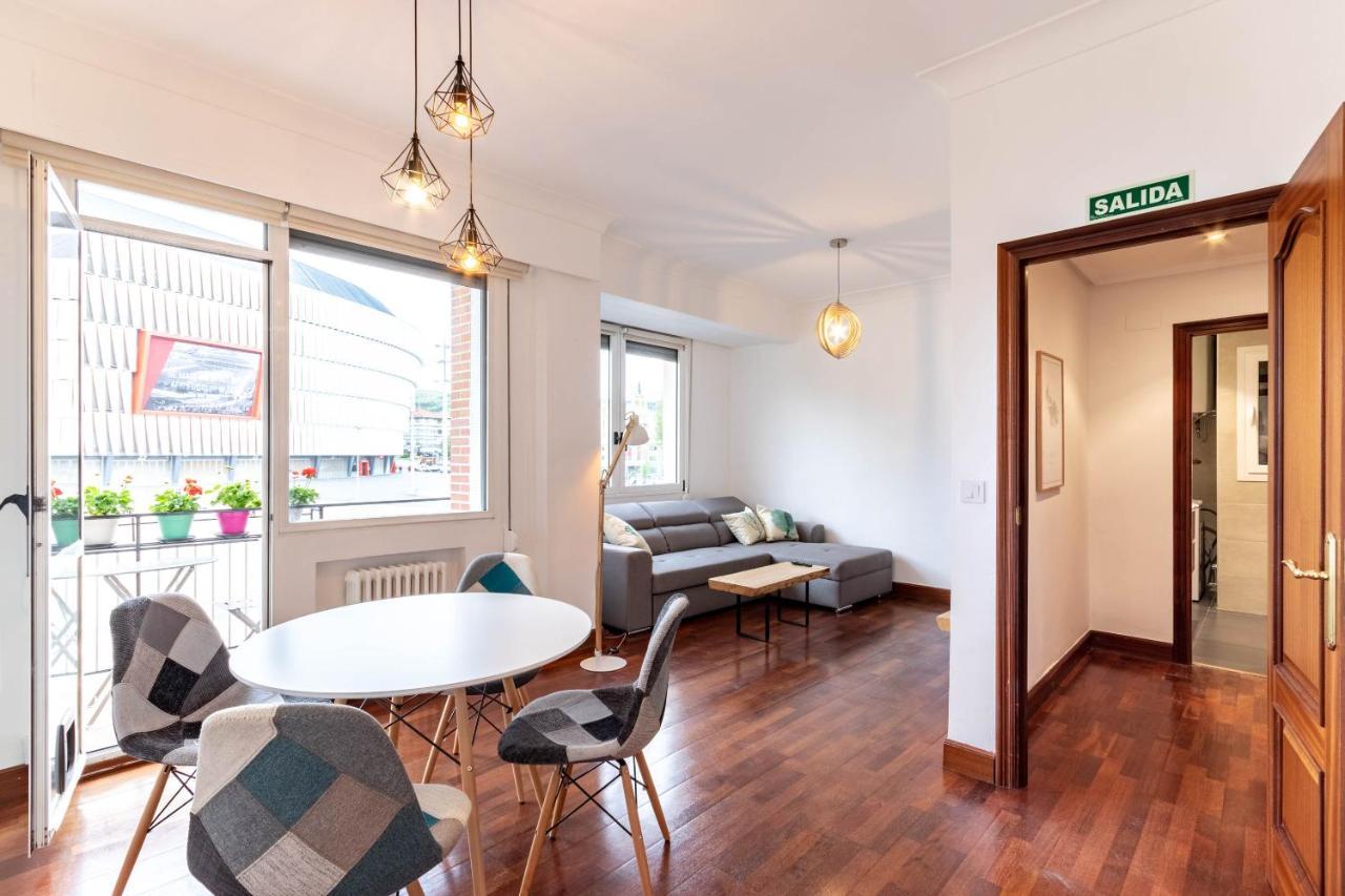 Apartamento Con Vistas Al Estadio San Mames Bilbao Exteriör bild