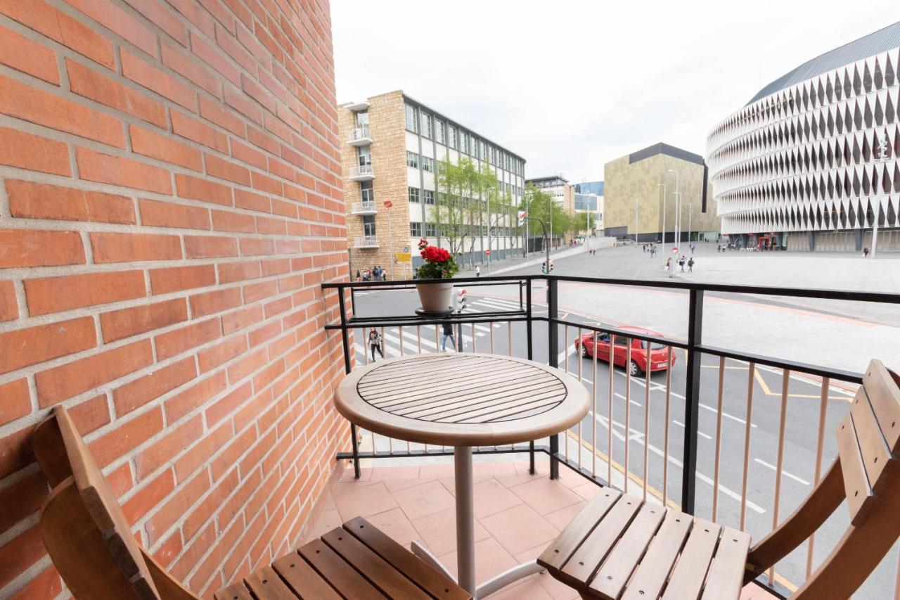 Apartamento Con Vistas Al Estadio San Mames Bilbao Exteriör bild