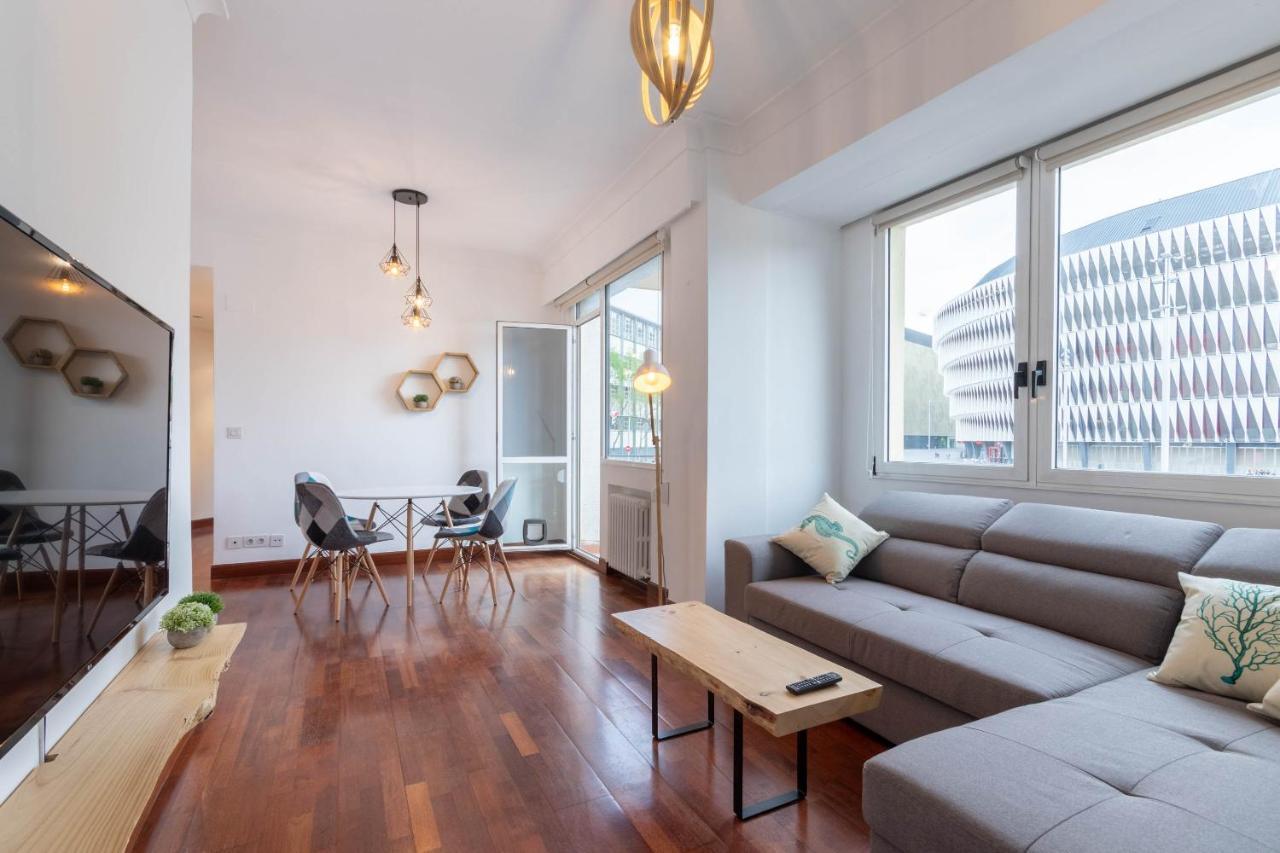 Apartamento Con Vistas Al Estadio San Mames Bilbao Exteriör bild